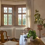 بيت للعطل Urlaub Im Wasserschloss Irmelshausen
