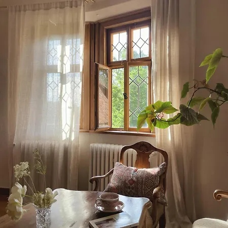 Urlaub Im Wasserschloss Irmelshausen Holiday home Hochheim