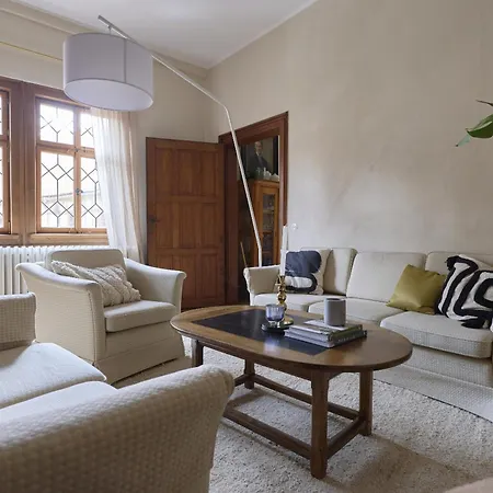 Holiday home Urlaub Im Wasserschloss Irmelshausen *